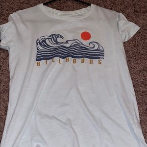 billabong light blue graphic tee